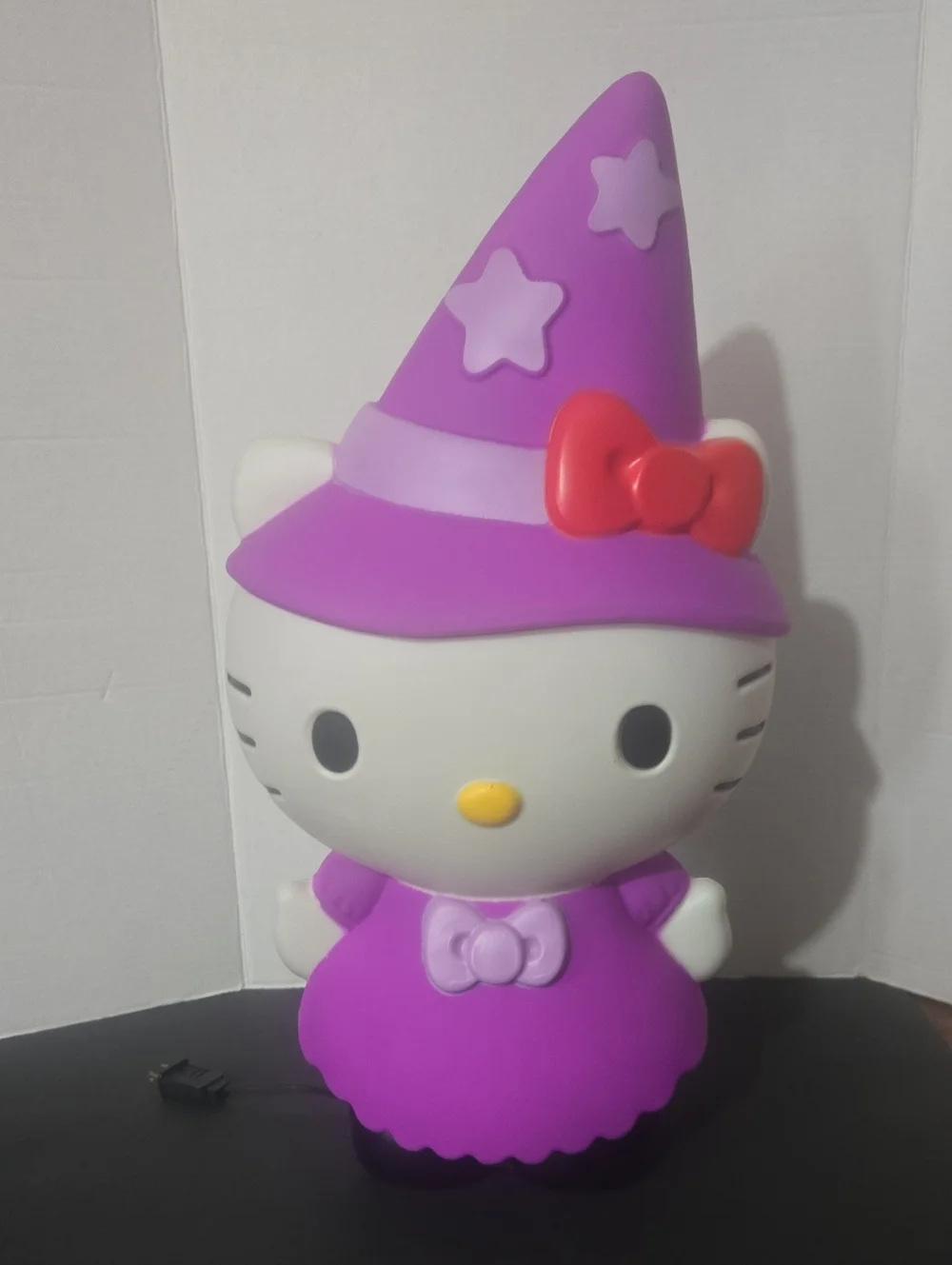 Hello Kitty Blow Mold Witch Halloween Lighted Yard Decor Sculpture 22” Plug-in
